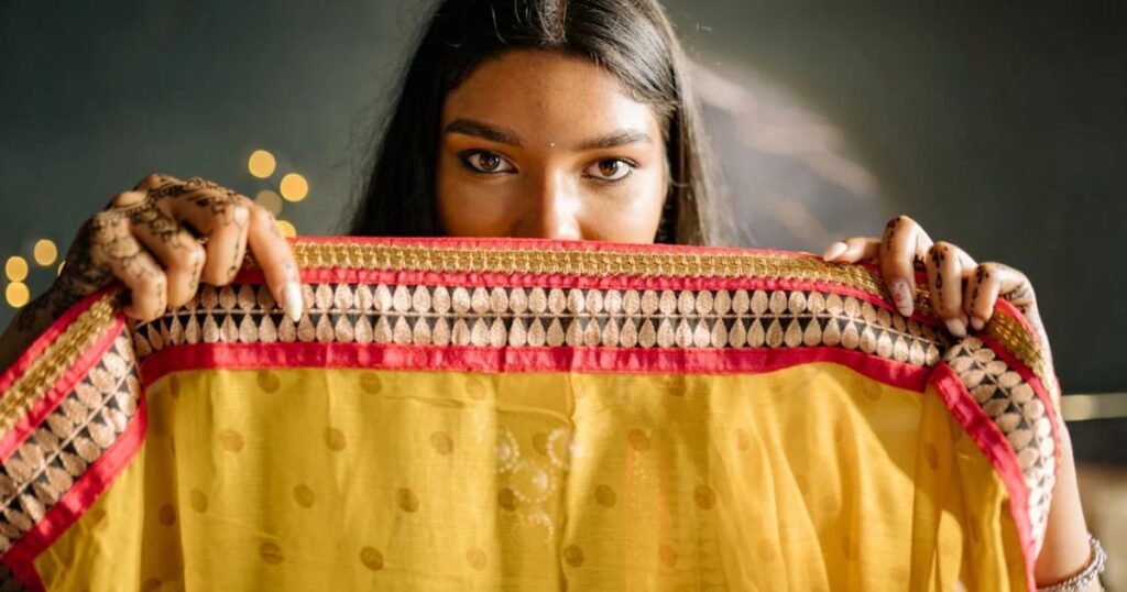 Dupatta Captions in Hindi